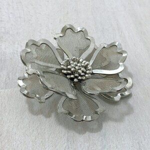 Vintage Signed B.E.D. Mesh Flower Three Dimensional Brooch/Pin, Gold-Tone, 2 1/2